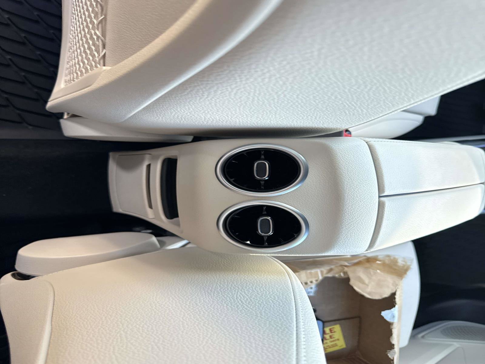 Used 2025 Mercedes-Benz GLB 250 image 16