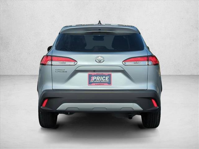 Used 2023 Toyota Corolla Cross L image 7