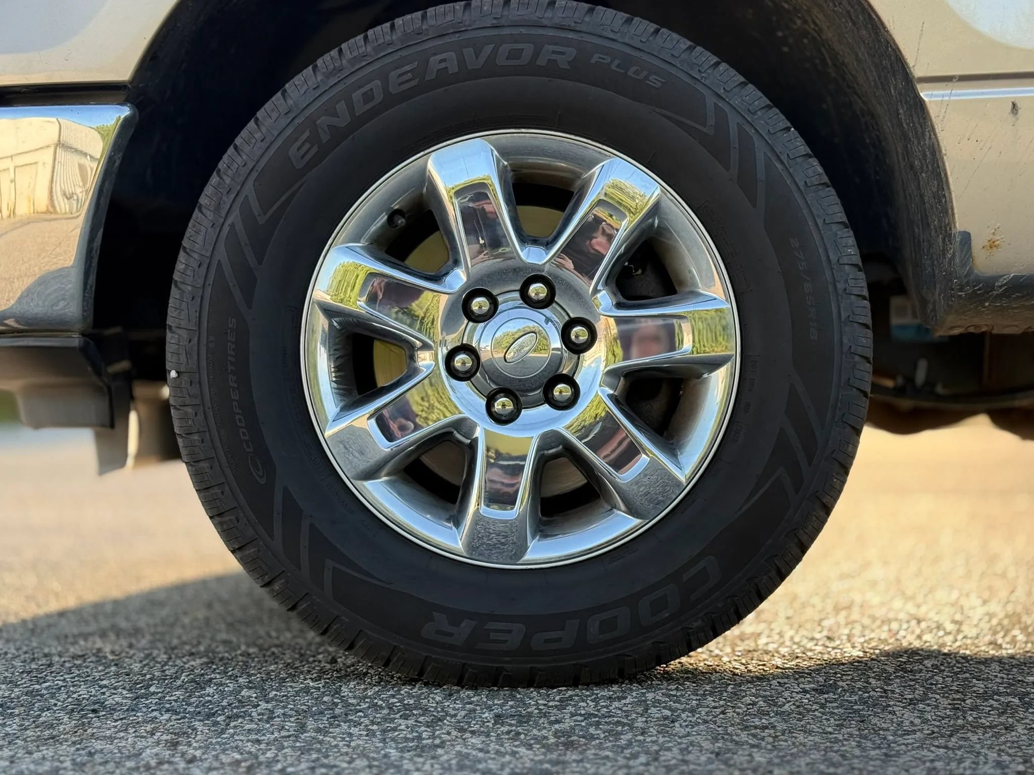 Used 2013 Ford F150 XLT w/ Luxury Equipment Group AWD/4WD image 28