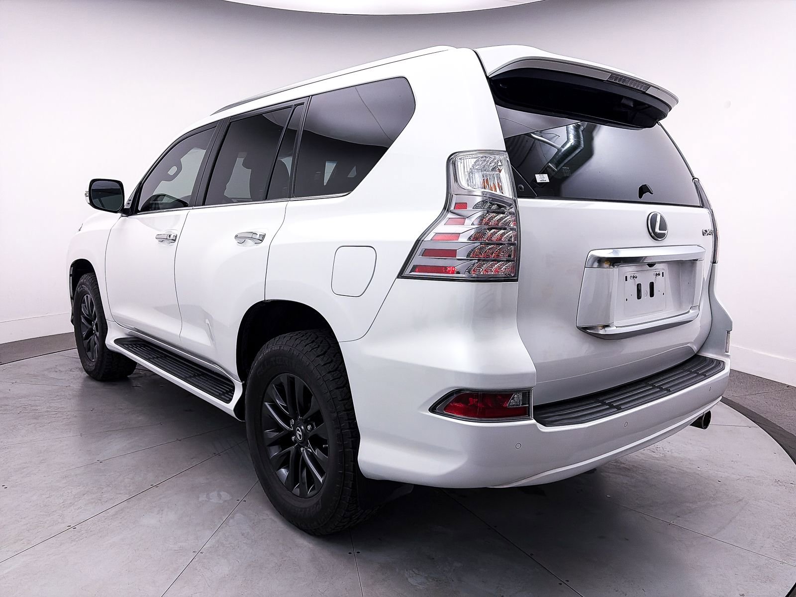 Used 2021 Lexus GX 460 Premium w/ Premium Package image 14