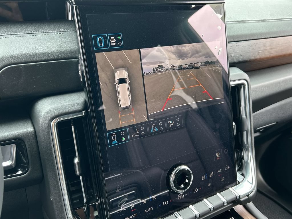 New 2026 GMC Yukon Denali AWD/4WD image 15