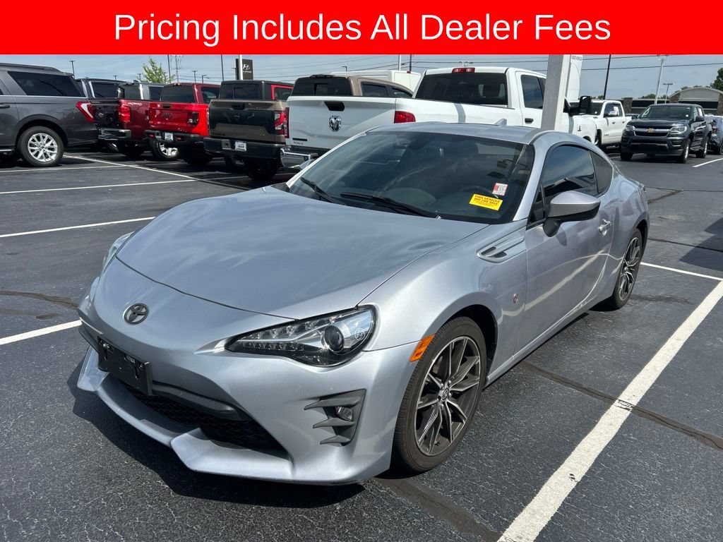 Used 2020 Toyota 86 RWD image 9