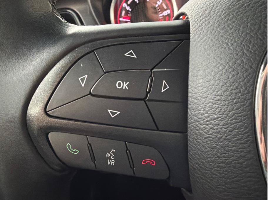 Used 2016 Dodge Challenger SXT RWD image 16