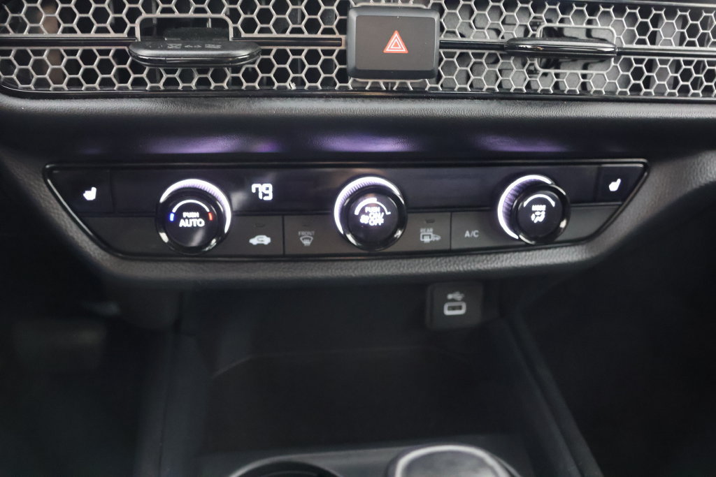 Certified 2025 Honda HR-V Sport image 15