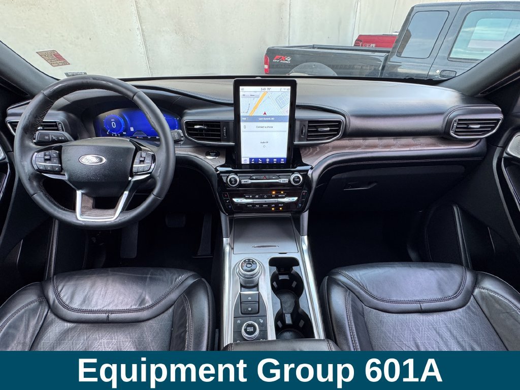 Used 2023 Ford Explorer Platinum w/ Technology Package AWD/4WD image 8