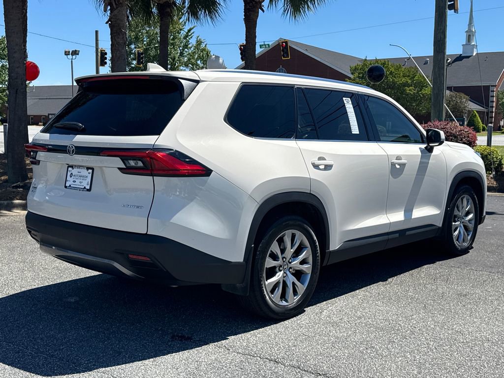 Used 2024 Toyota Grand Highlander Limited image 3