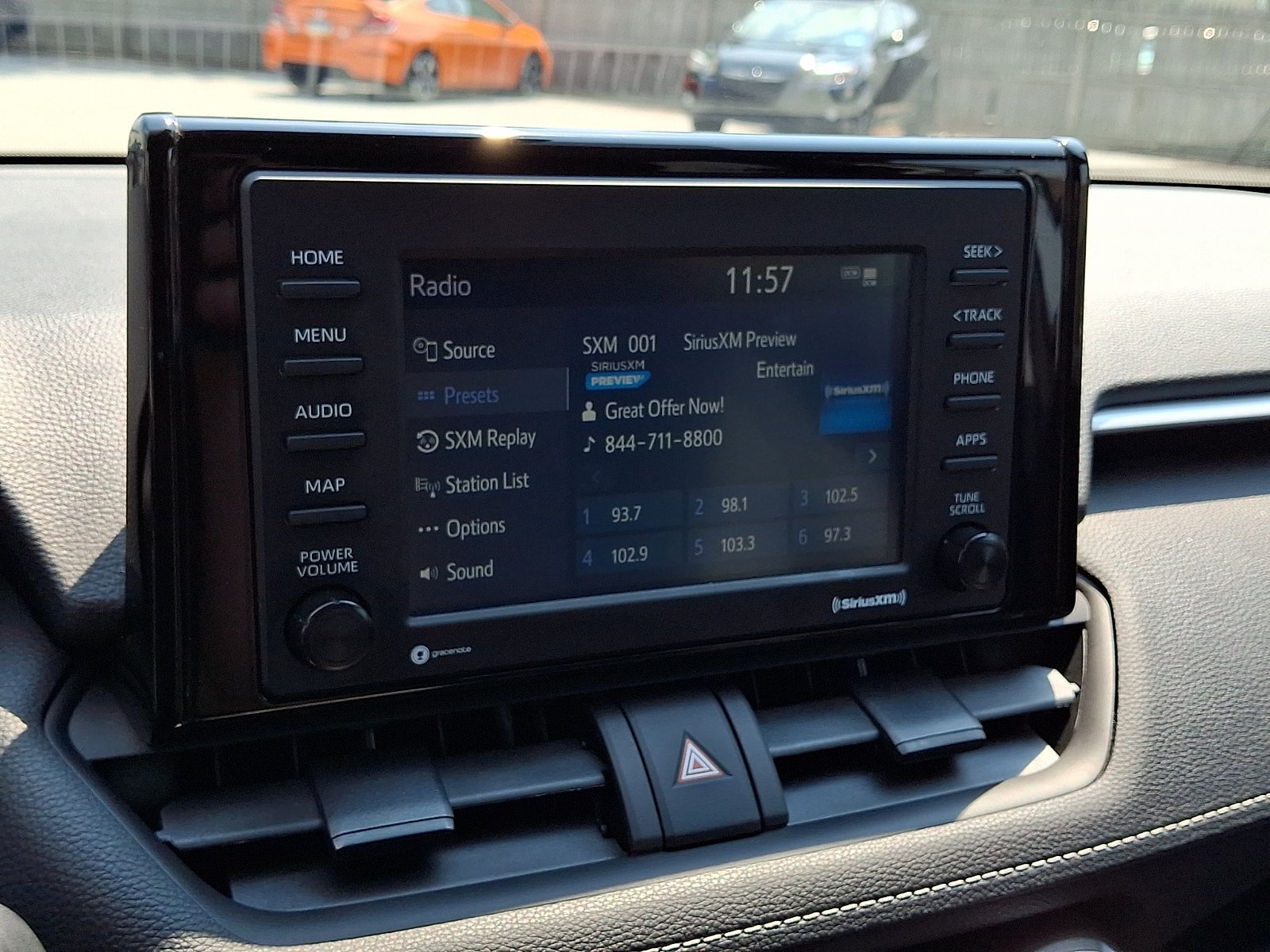 Used 2022 Toyota RAV4 XLE AWD/4WD image 16