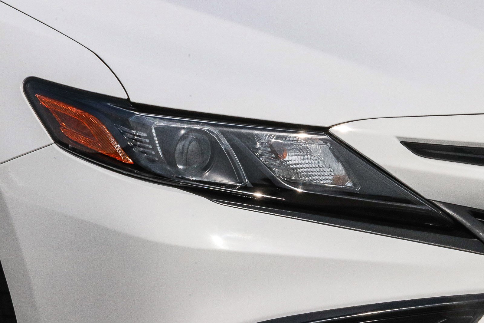 Certified 2023 Toyota Camry SE w/ Convenience Package image 10