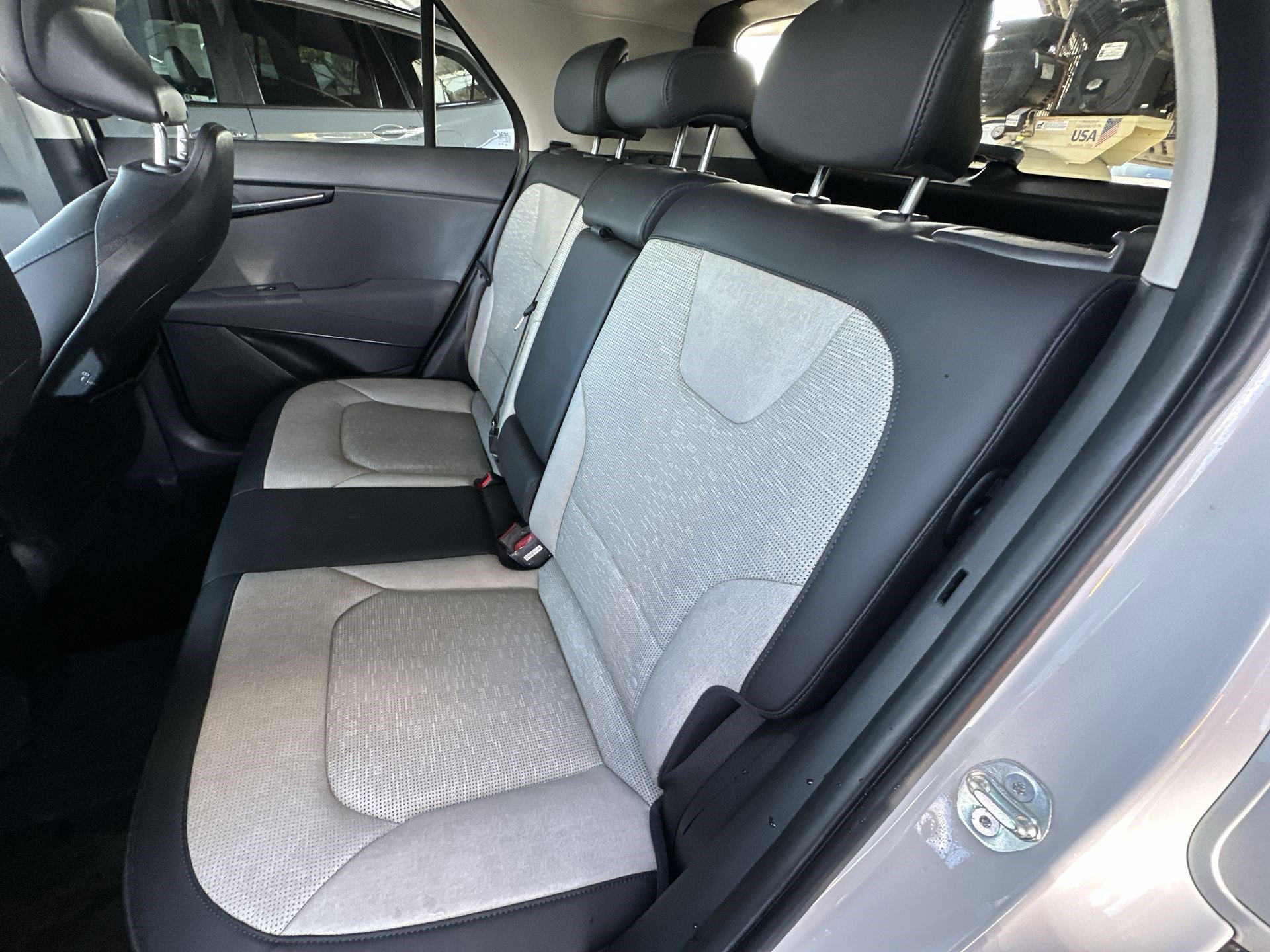 Certified 2024 Kia Niro SX image 26