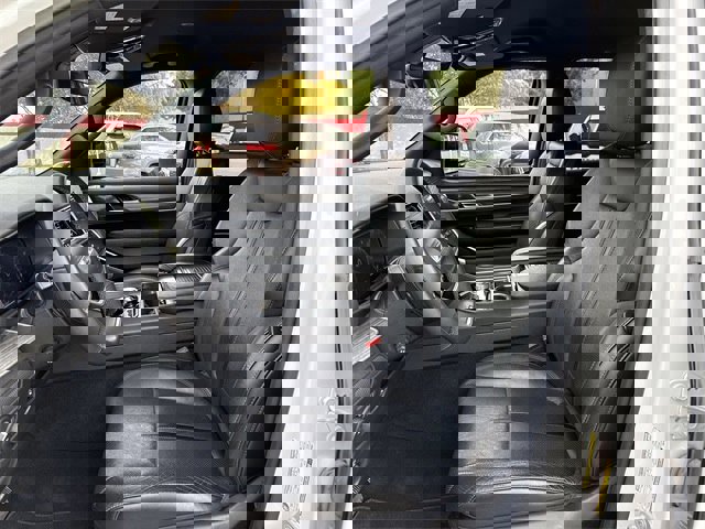 Used 2024 Jeep Wagoneer L Series II image 25