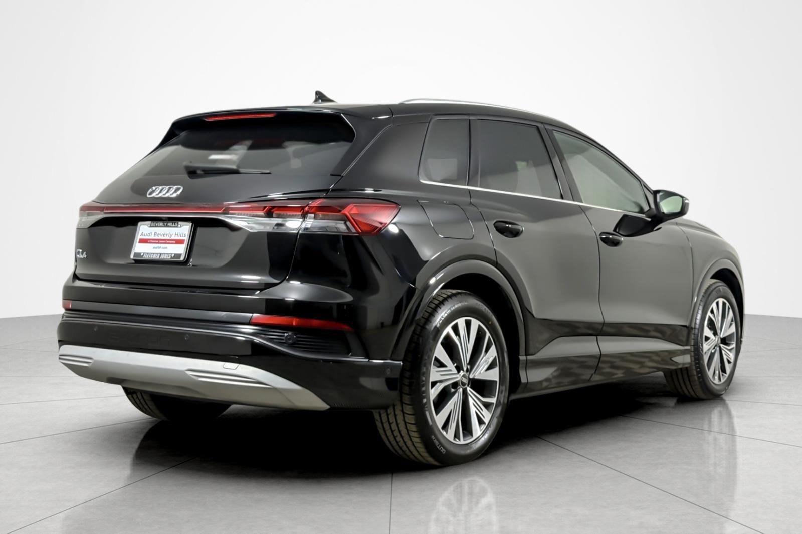 Certified 2023 Audi Q4 e-tron Premium Plus w/ Premium Plus RWD image 5