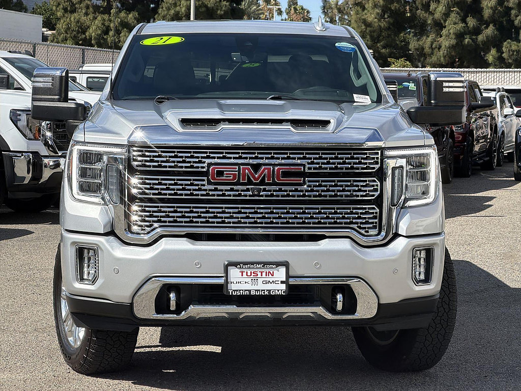 Used 2021 GMC Sierra 2500 Denali w/ Denali Ultimate Package AWD/4WD image 2