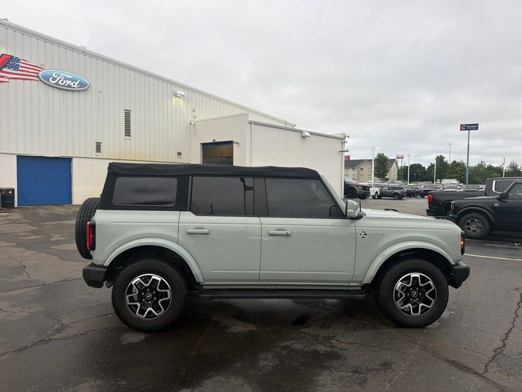 Used 2023 Ford Bronco Outer Banks AWD/4WD image 8