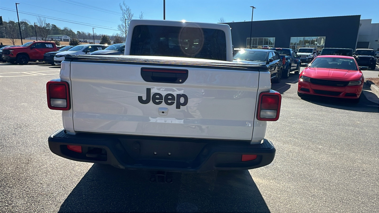 Used 2024 Jeep Gladiator Sport image 9