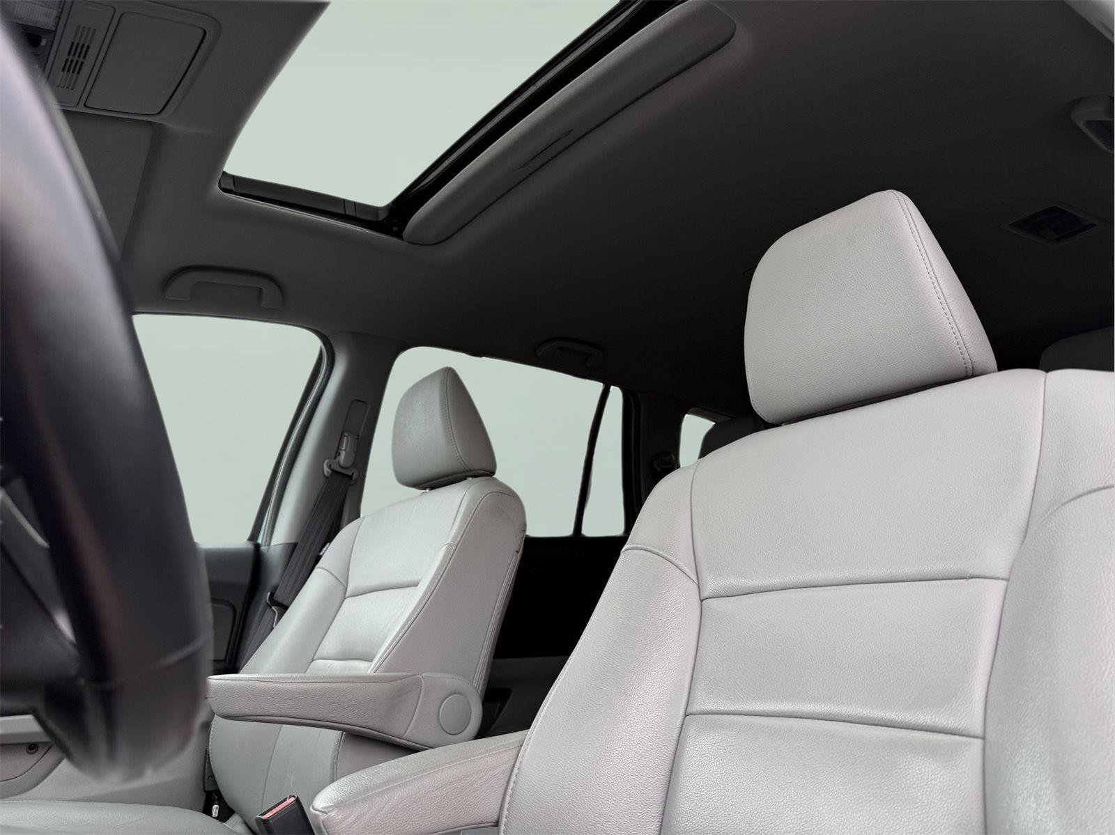 Used 2022 Honda Pilot Special Edition image 11