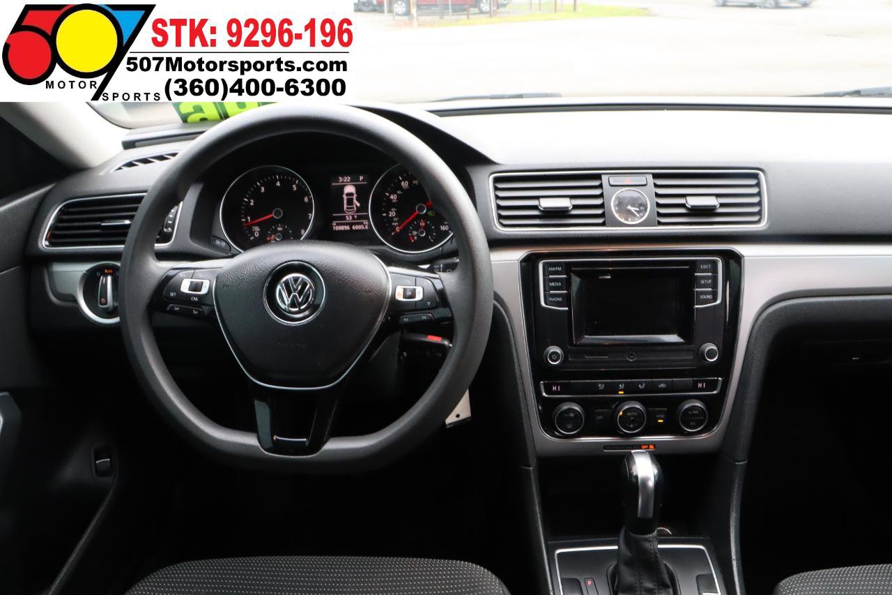 Used 2016 Volkswagen Passat 1.8T S image 17