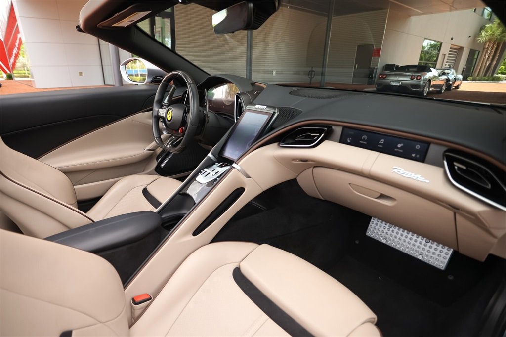 Certified 2024 Ferrari Roma Spider image 40