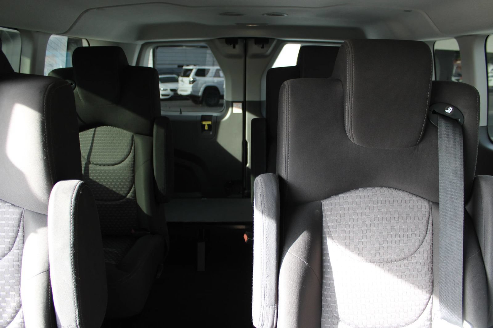 Used 2024 Ford Transit 350 XLT RWD image 27