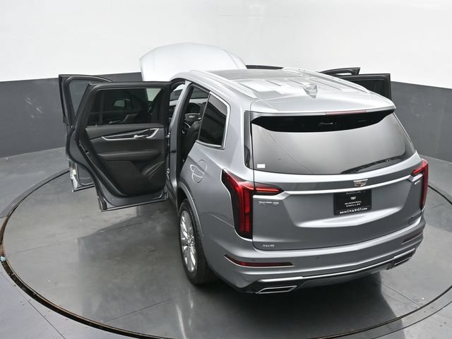 Certified 2025 Cadillac XT6 Premium Luxury w/ Technology Package AWD/4WD image 67