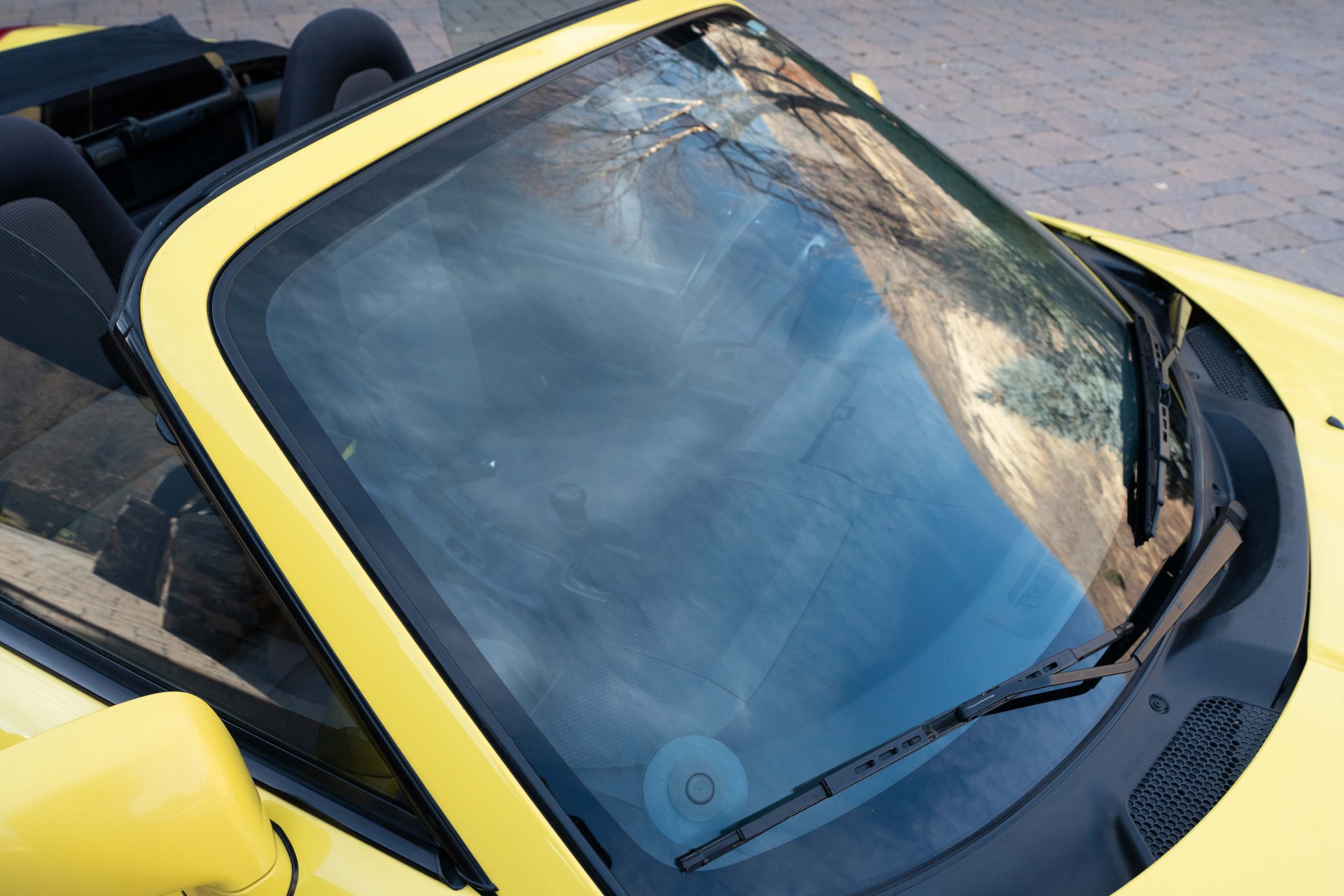 Used 2001 Toyota MR2 image 15