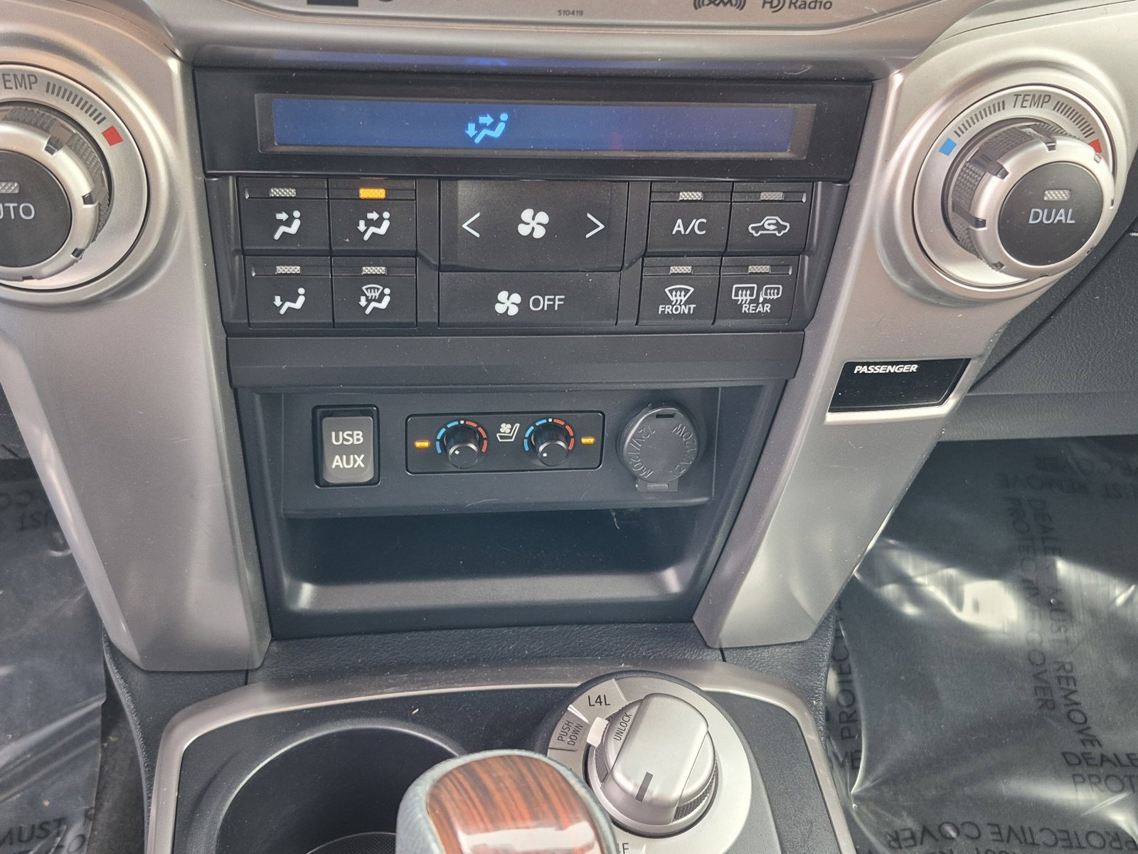 Used 2019 Toyota 4Runner Limited AWD/4WD image 32