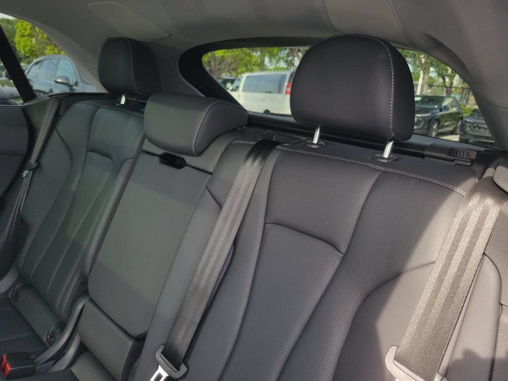 Certified 2023 Audi Q8 Premium Plus AWD/4WD image 27