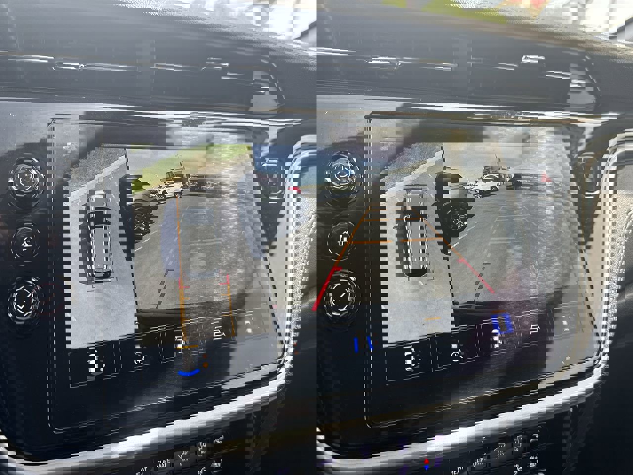 Used 2023 Chevrolet Bolt EUV Premier w/ Sun & Sound Package image 14