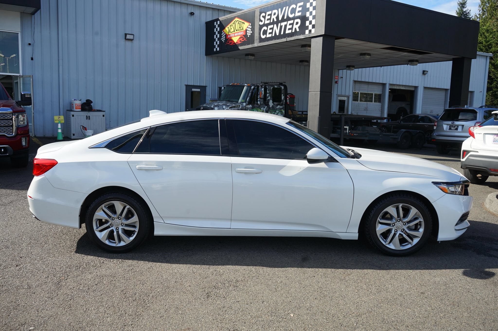 Used 2020 Honda Accord LX image 6