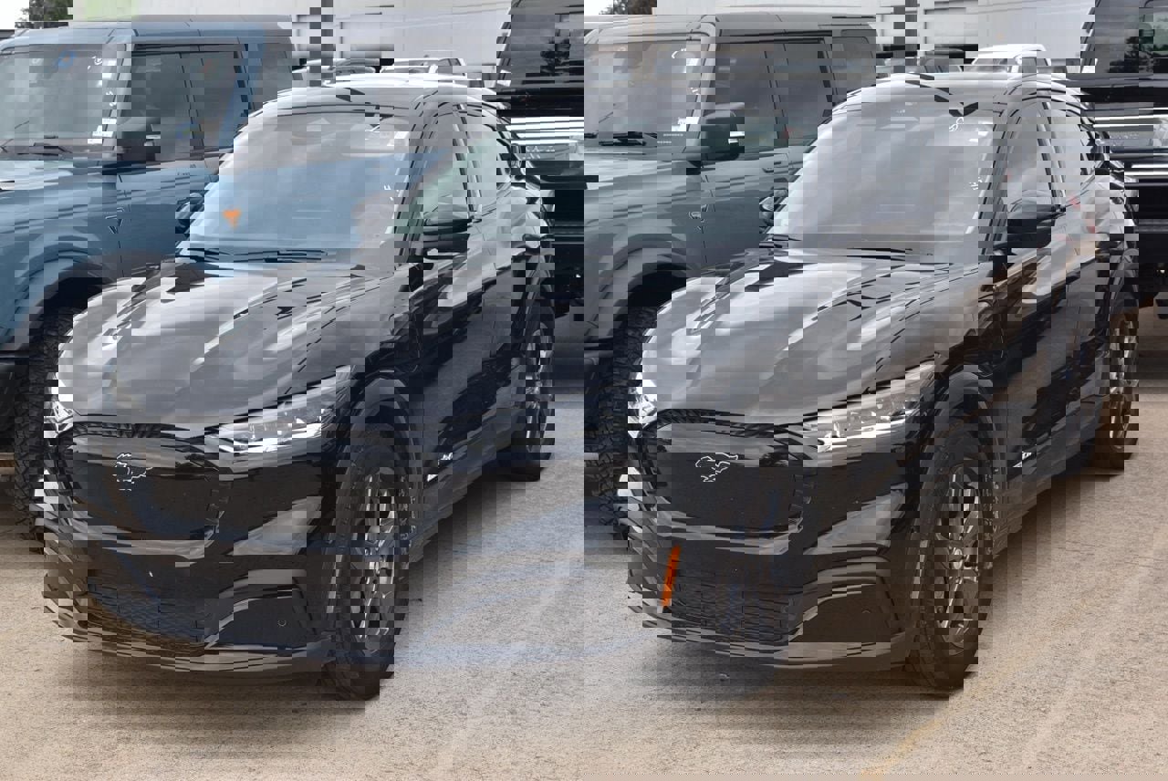 Used 2023 Ford Mustang Mach-E Select image 2