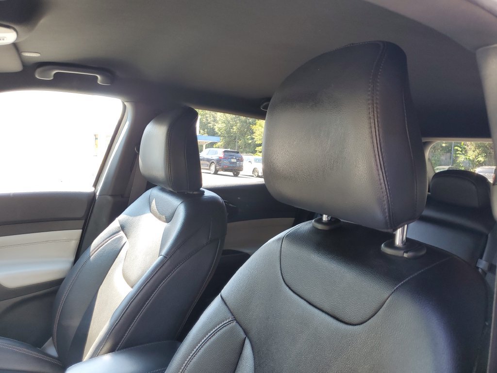 Used 2024 Jeep Compass Limited AWD/4WD image 18