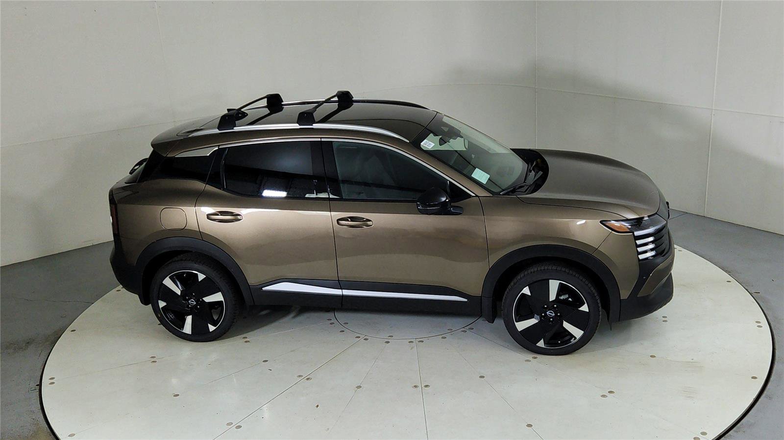 New 2026 Nissan Kicks SR w/ Illumination Package image 43