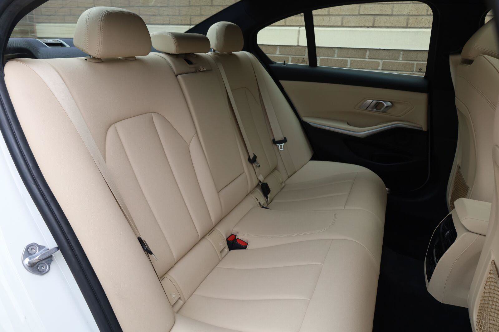 Used 2020 BMW 330i Sedan w/ Premium Package RWD image 26