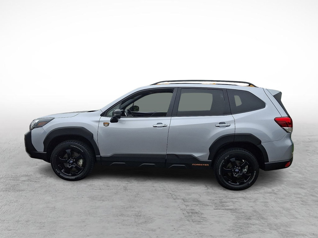 Used 2025 Subaru Forester Wilderness w/ Convenience Package AWD/4WD image 2