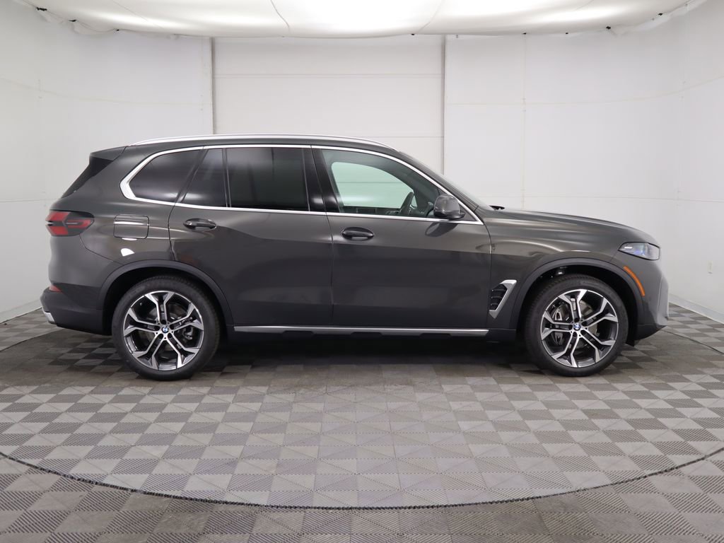 Used 2026 BMW X5 sDrive40i w/ Climate Comfort Package image 5