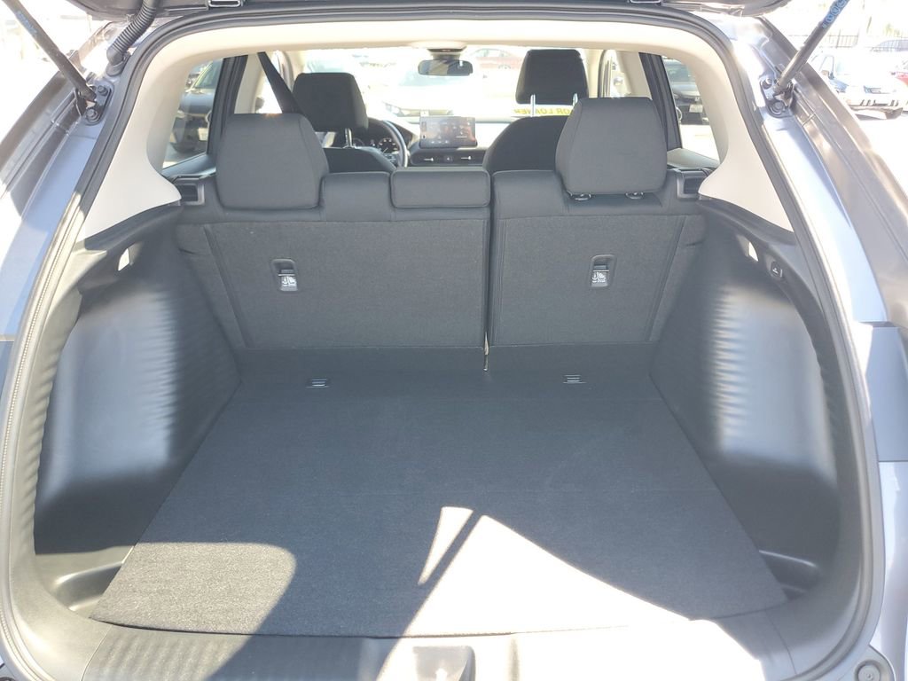 Certified 2026 Honda HR-V LX image 9