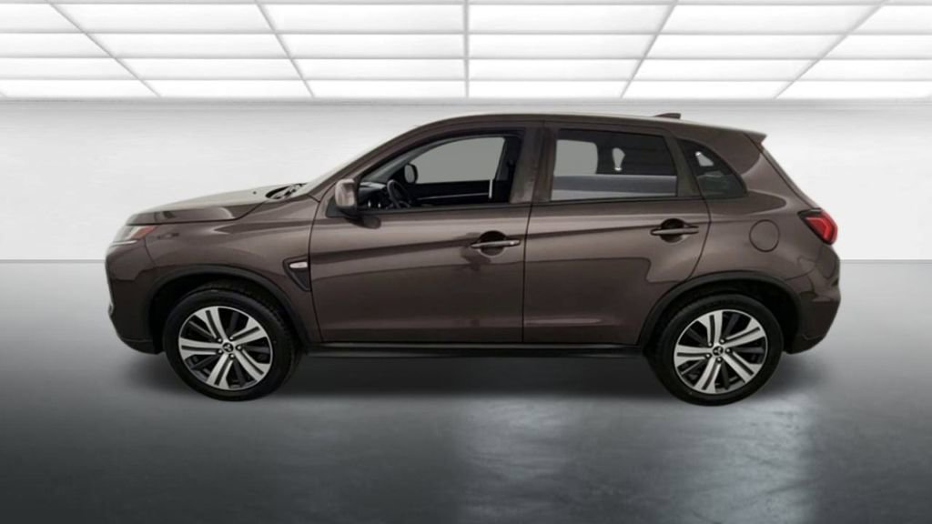 Used 2020 Mitsubishi Outlander Sport SE image 4