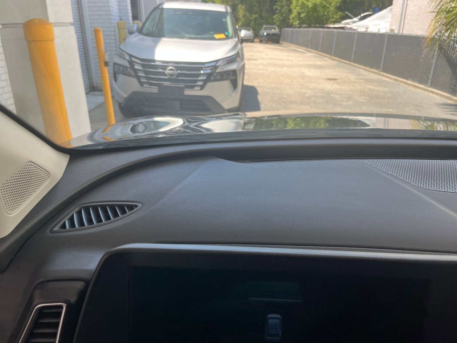 Used 2025 Kia Sportage LX image 33