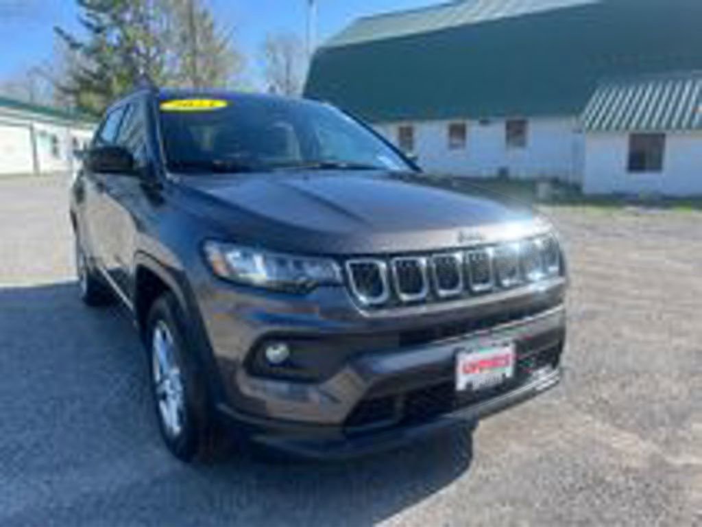 Used 2024 Jeep Compass Latitude