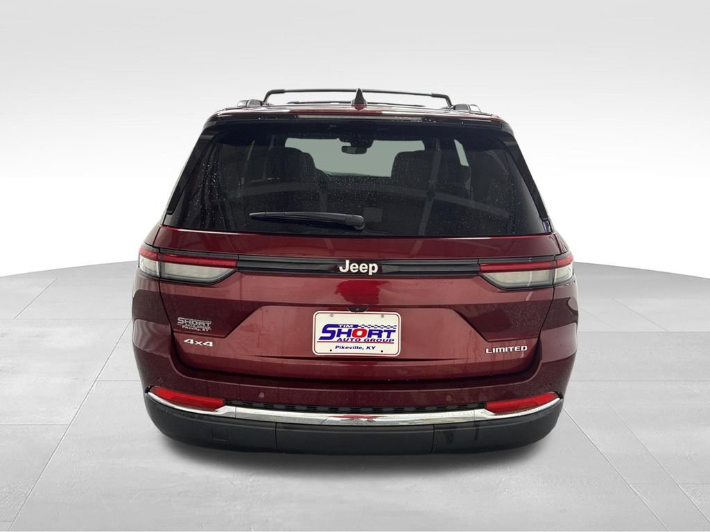 Used 2024 Jeep Grand Cherokee Limited AWD/4WD image 5