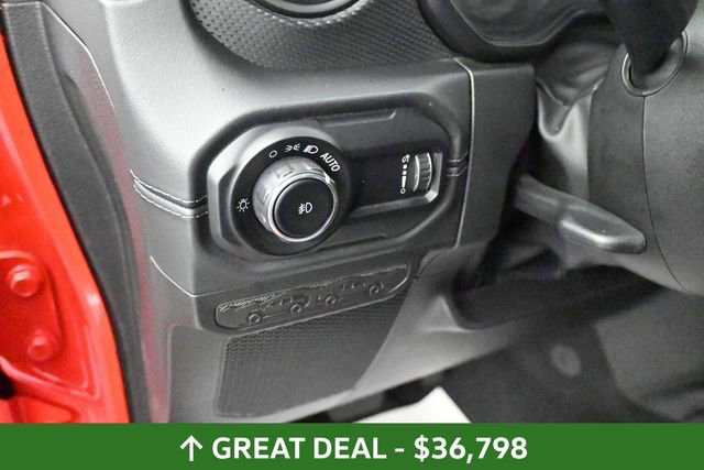 Used 2024 Jeep Wrangler Unlimited Rubicon AWD/4WD image 27