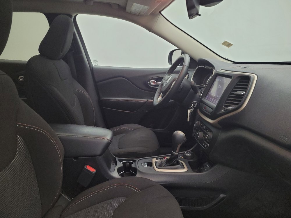 Used 2016 Jeep Cherokee 75th Anniversary AWD/4WD image 21