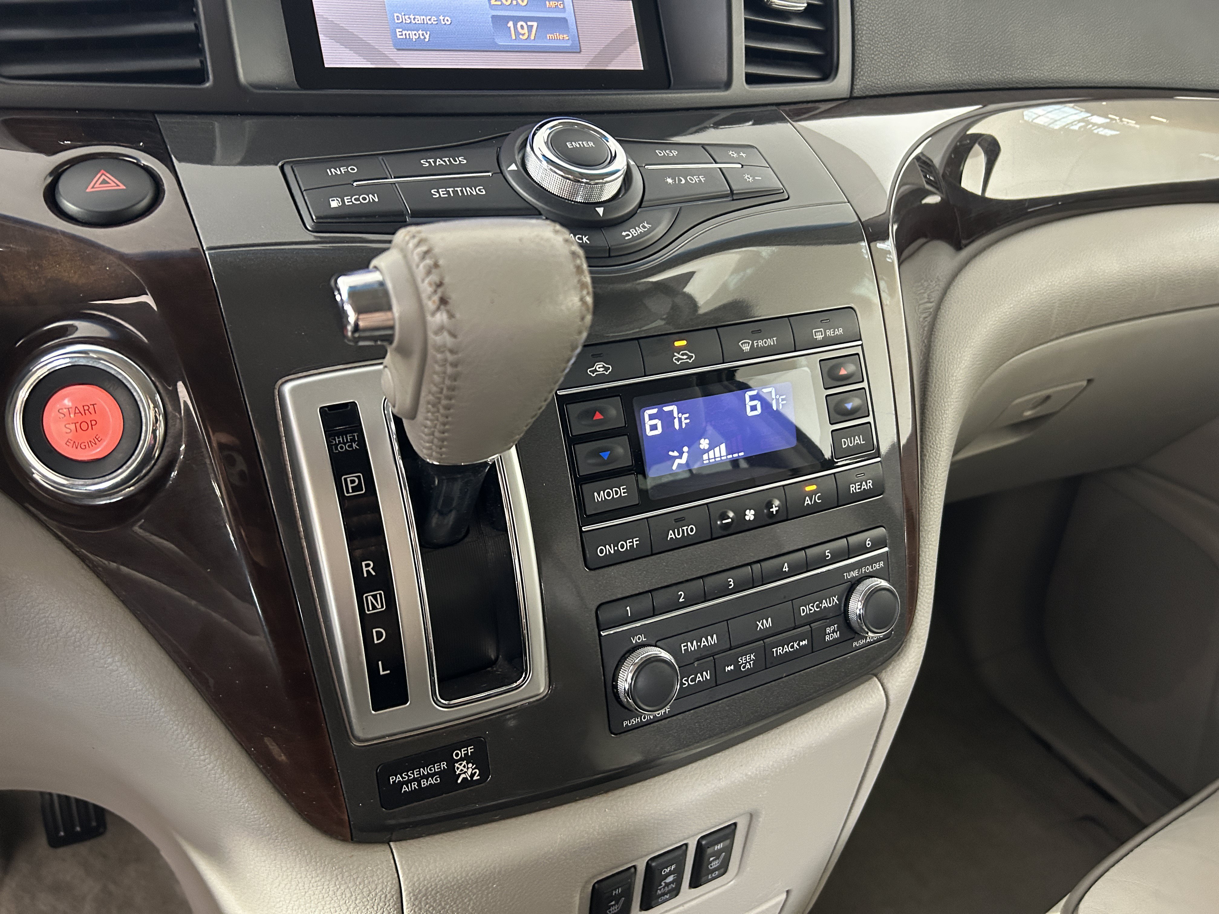 Used 2012 Nissan Quest SL FWD image 18