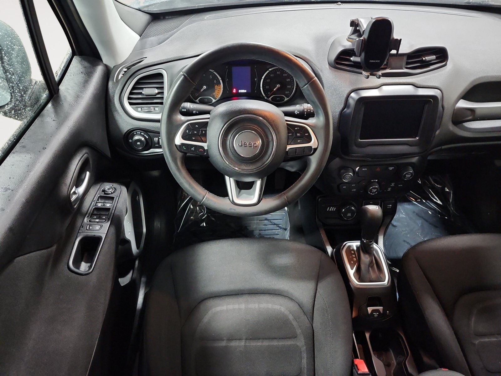 Used 2018 Jeep Renegade Latitude w/ Trailer Tow Group AWD/4WD image 10