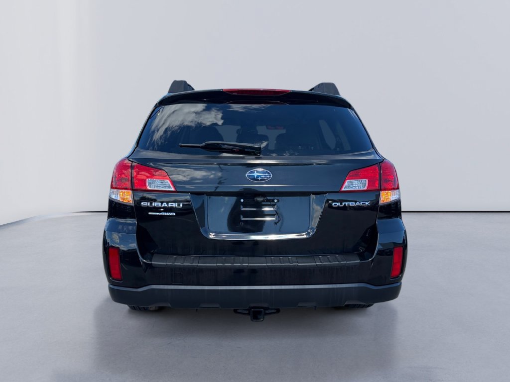 Used 2013 Subaru Outback 2.5i Premium AWD/4WD image 4