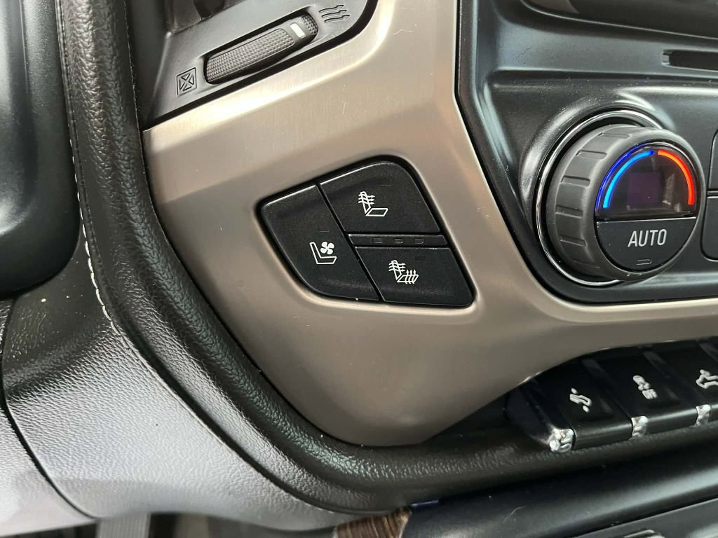 Used 2018 GMC Sierra 3500 Denali w/ Duramax Plus Package image 27