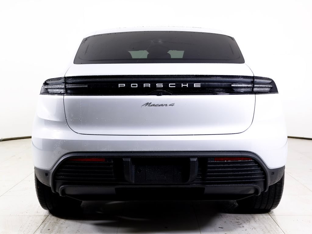 New 2026 Porsche Macan 4 Electric AWD/4WD image 37