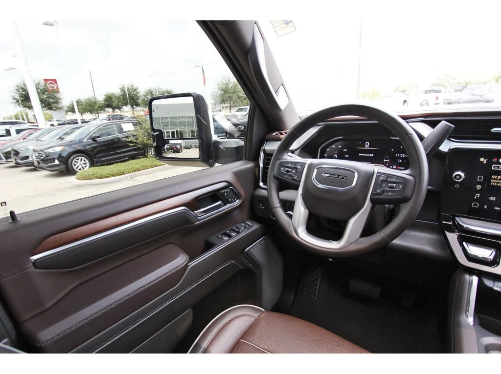 Used 2024 GMC Sierra 2500 Denali w/ Denali Reserve Package image 6