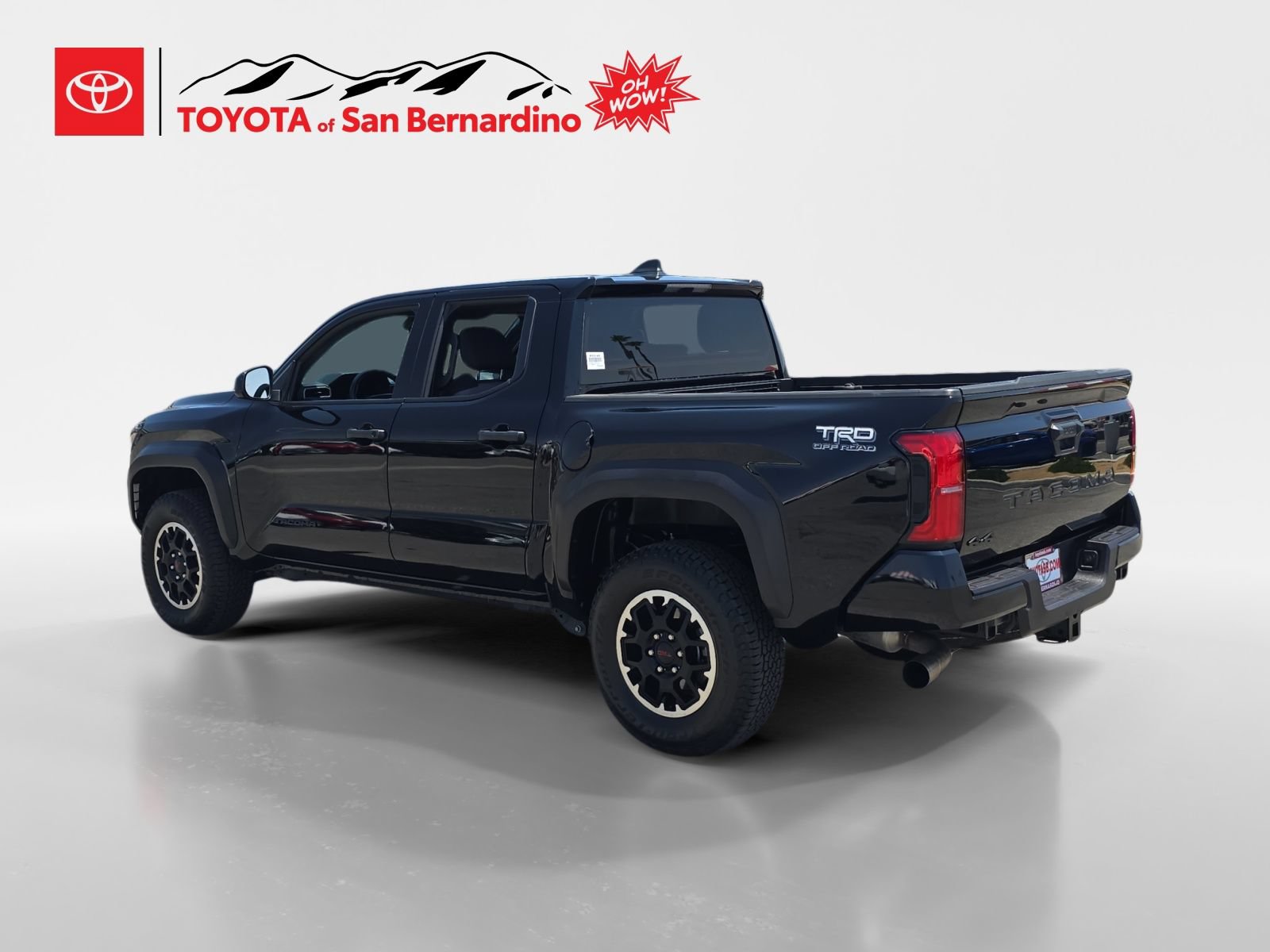 Certified 2025 Toyota Tacoma TRD Off-Road AWD/4WD image 3