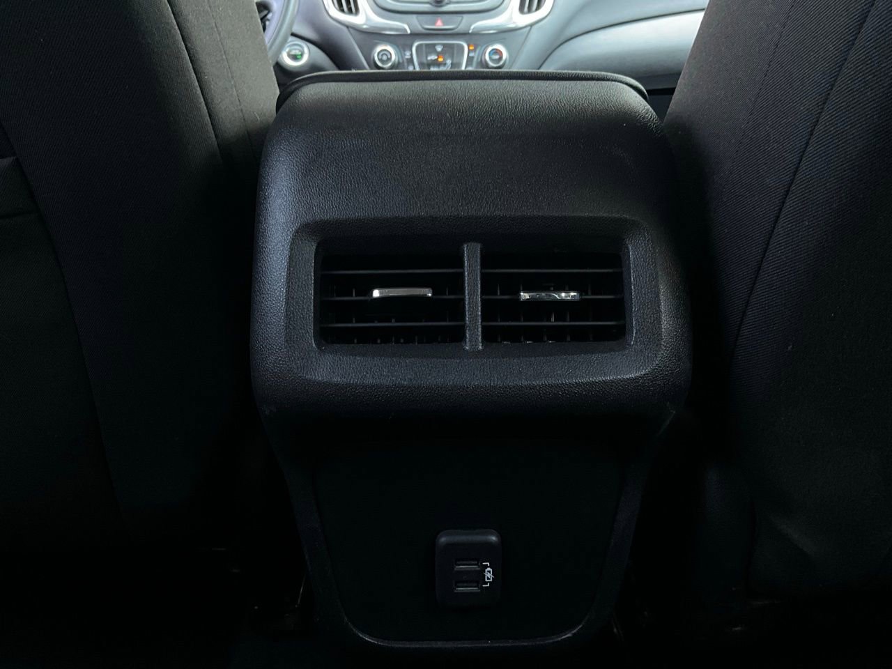 Used 2020 Chevrolet Equinox LT image 13