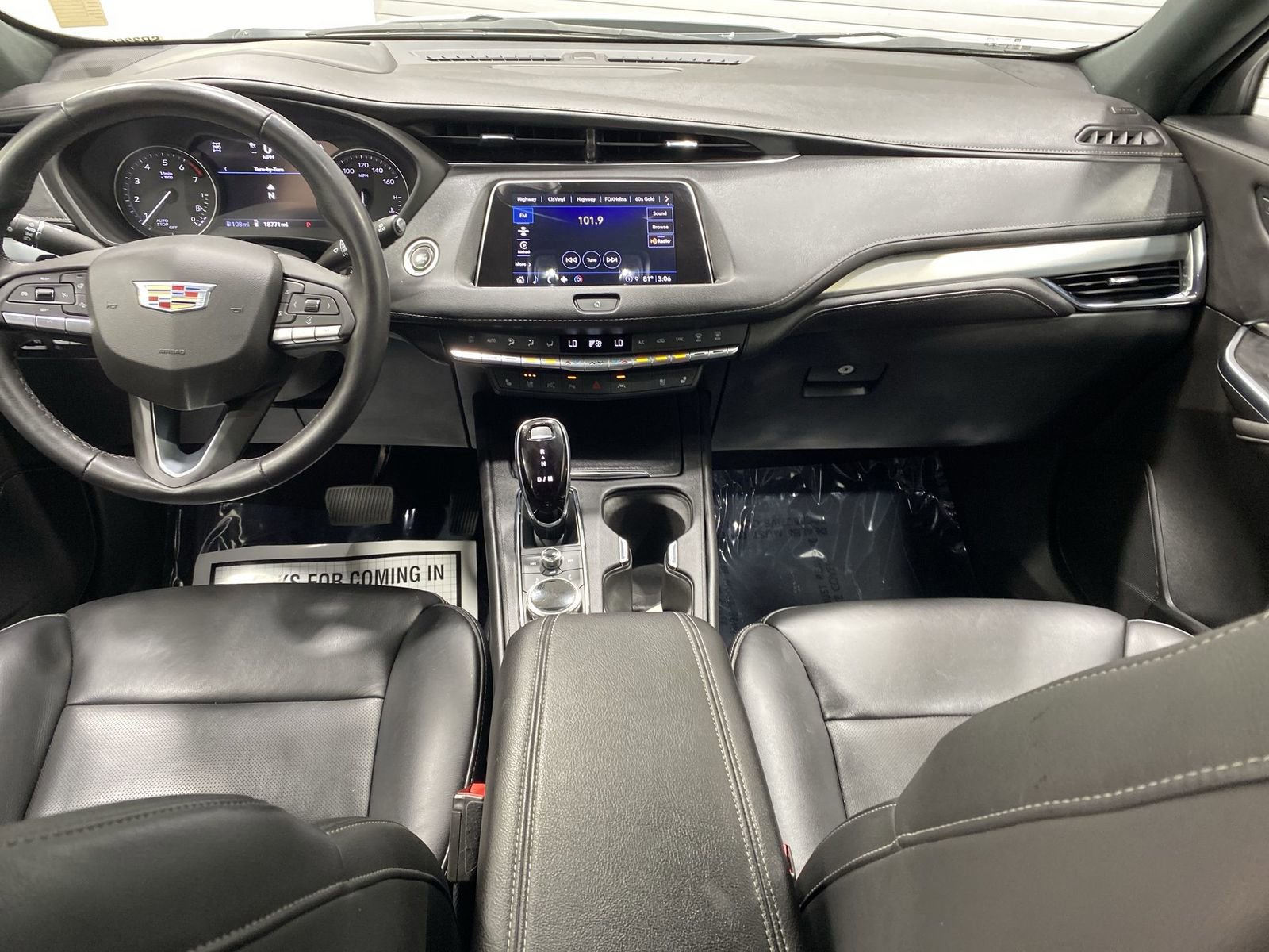Used 2022 Cadillac XT4 Premium Luxury w/ Technology Package AWD/4WD image 20